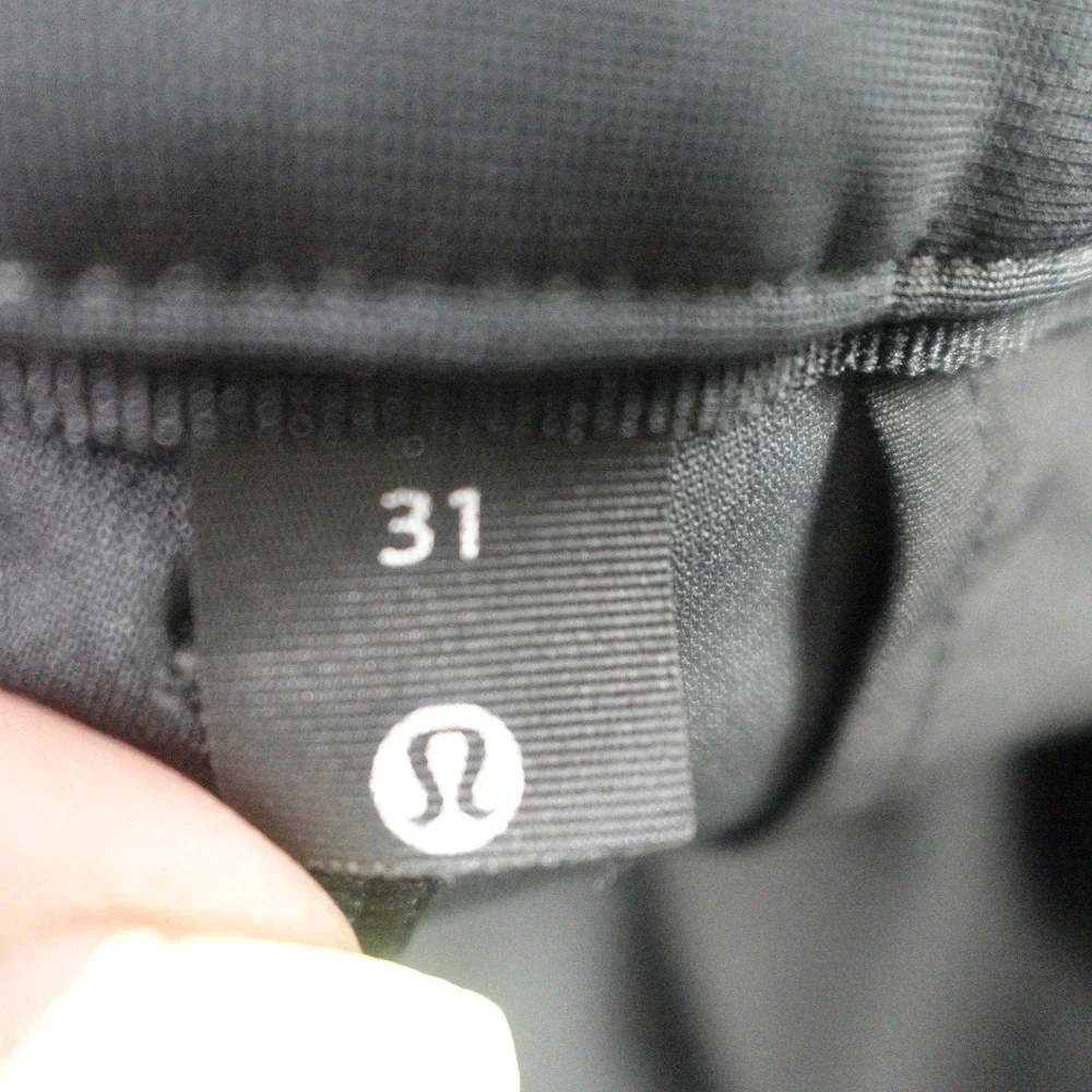 lululemon athletica approx measurements